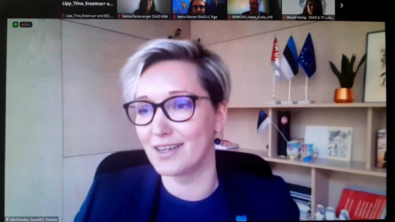 Tartu Tervishoiu Kõrgkooli rektor Ulla Preeden Eesti kõrgharidussüsteemi tutvustamas